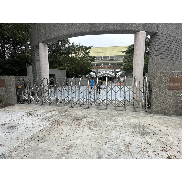 電動伸縮門實績